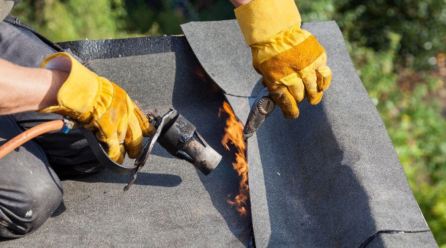 Professional residential roofers in Parks, AR